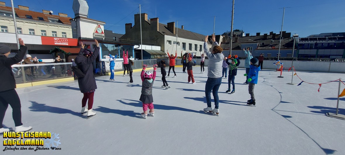 DanceonIce2.3.2500037.jpg