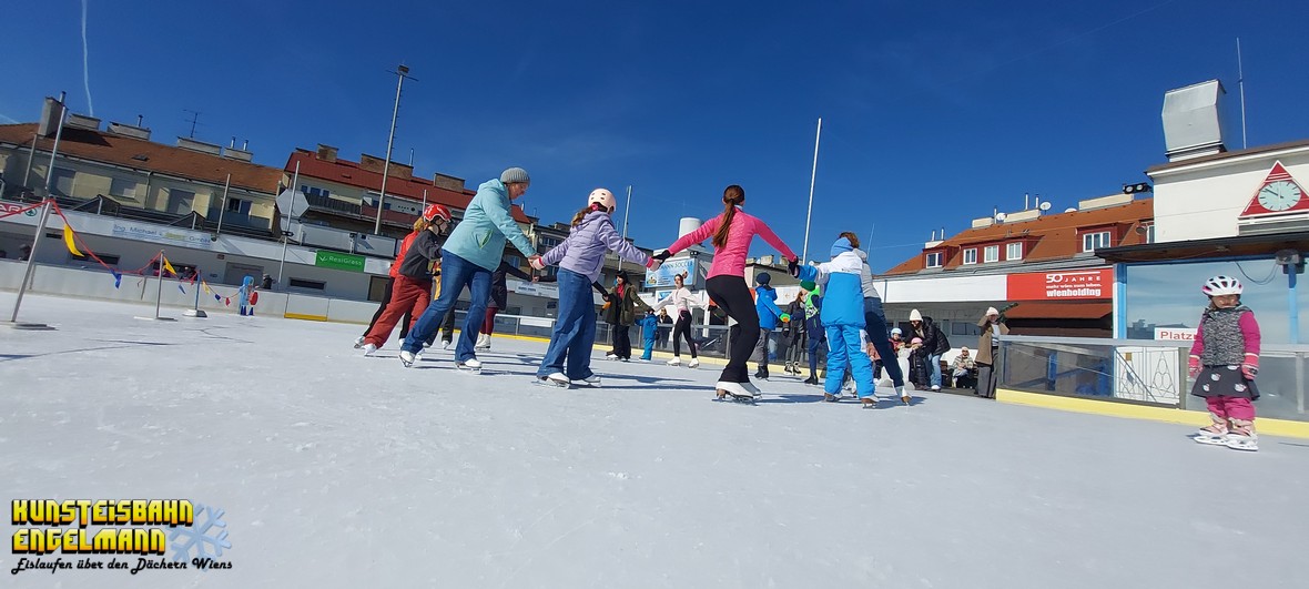 DanceonIce2.3.2500045.jpg